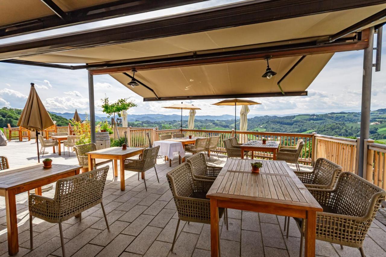 Jaglhof Hotel Gamlitz Buitenkant foto